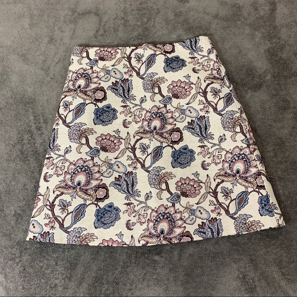 NWT LOFT floral embroidered Skirt